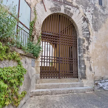 Apartment Alma - Au Coeur Du Palais Des Papes